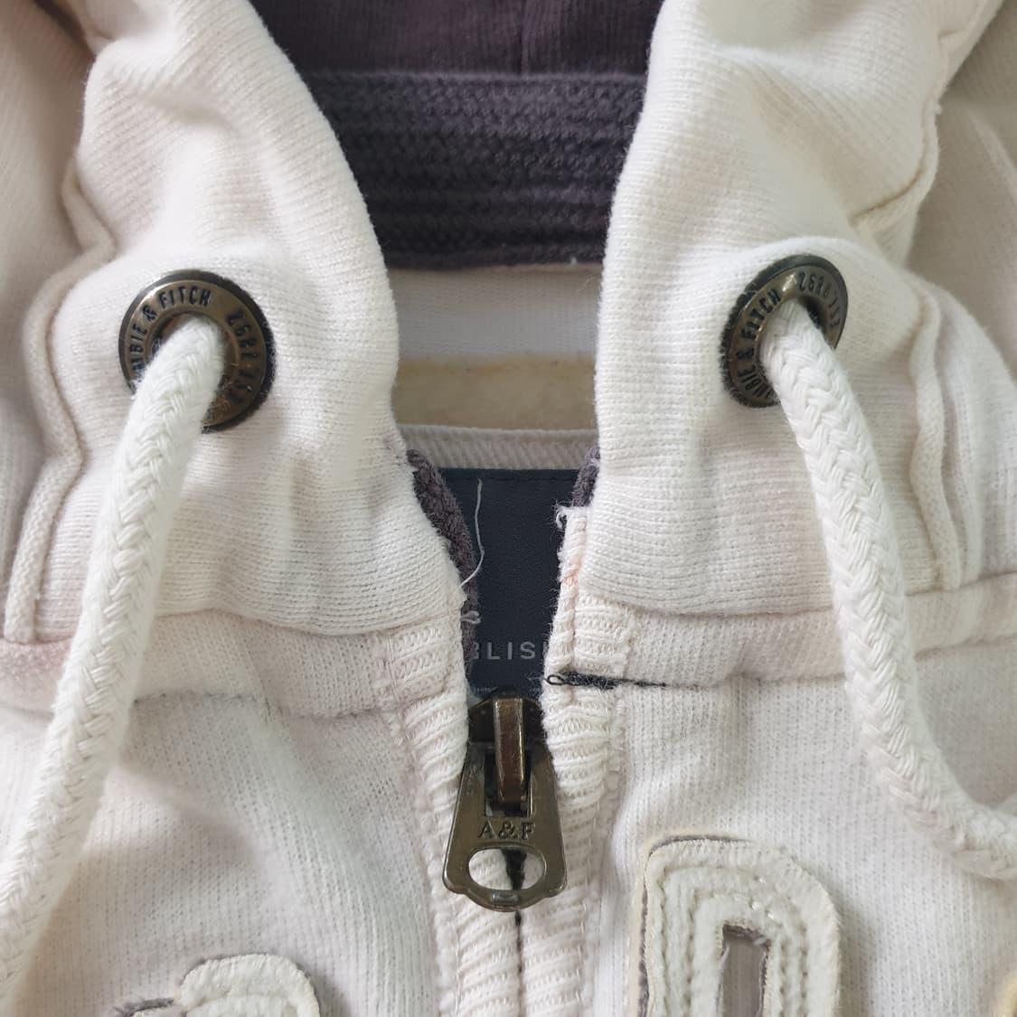 [무료배송] Abercrombie & Fitch 후드 집업 상품이미지3