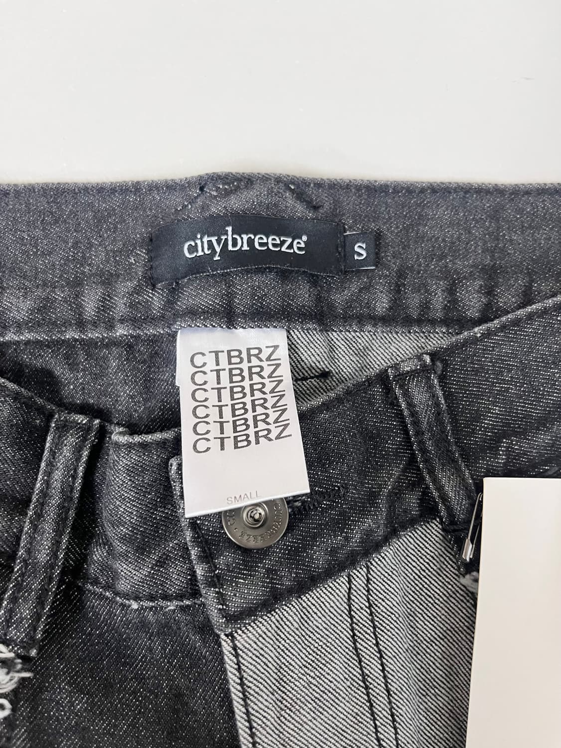 S) 새상품 시티브리즈 컷팅 배색 와이드 데님팬츠 블랙 상품이미지4