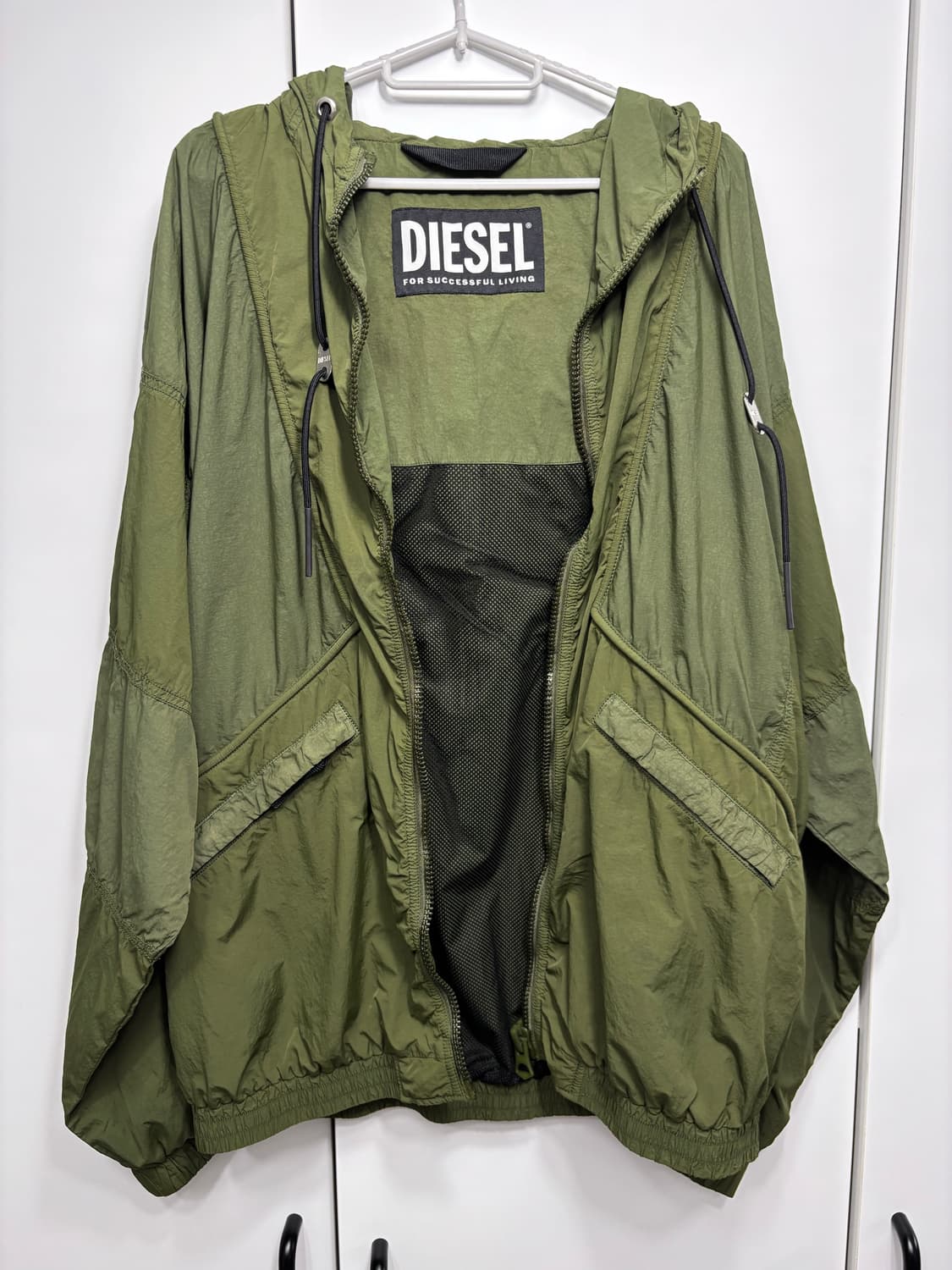 DIESEL Nylon Hooded Wind Jacket (Olive) 상품이미지2
