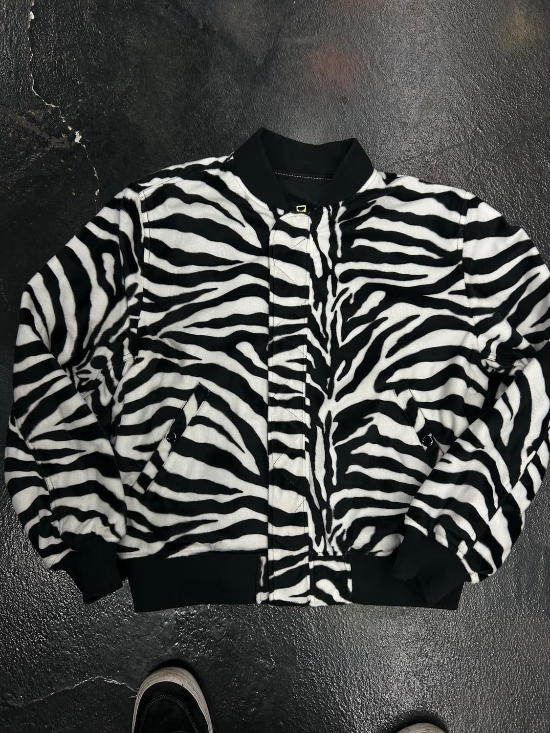 슈프림 콘트라스트스티치리버시볼ma1자켓 (지브라 블랙) 상품이미지8