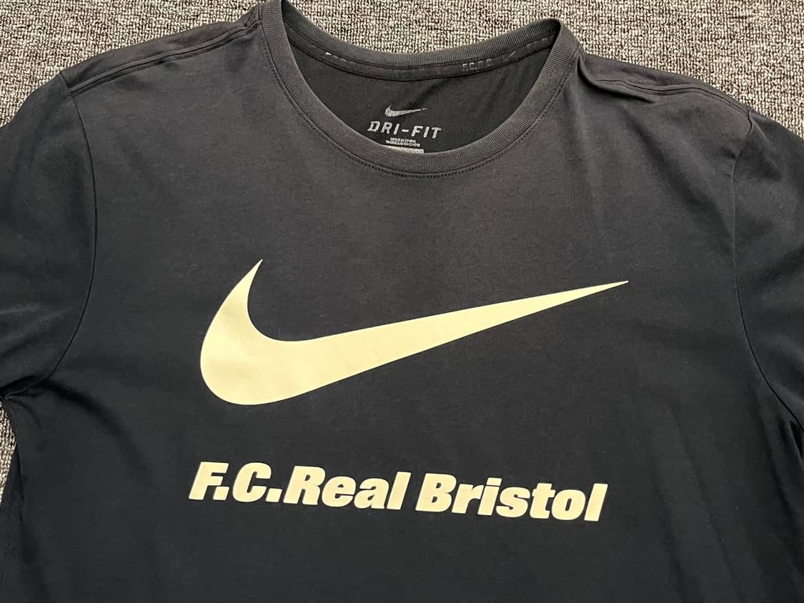 [95] 나이키 X SOPH F.C.R.B 반팔티 L 상품이미지2