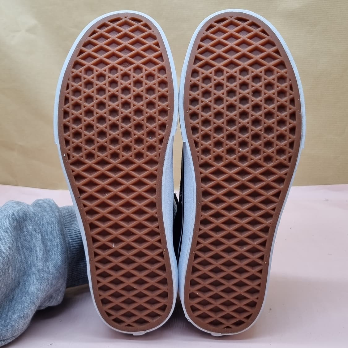 반스 올드스쿨 여성스니커즈 240 상품이미지3