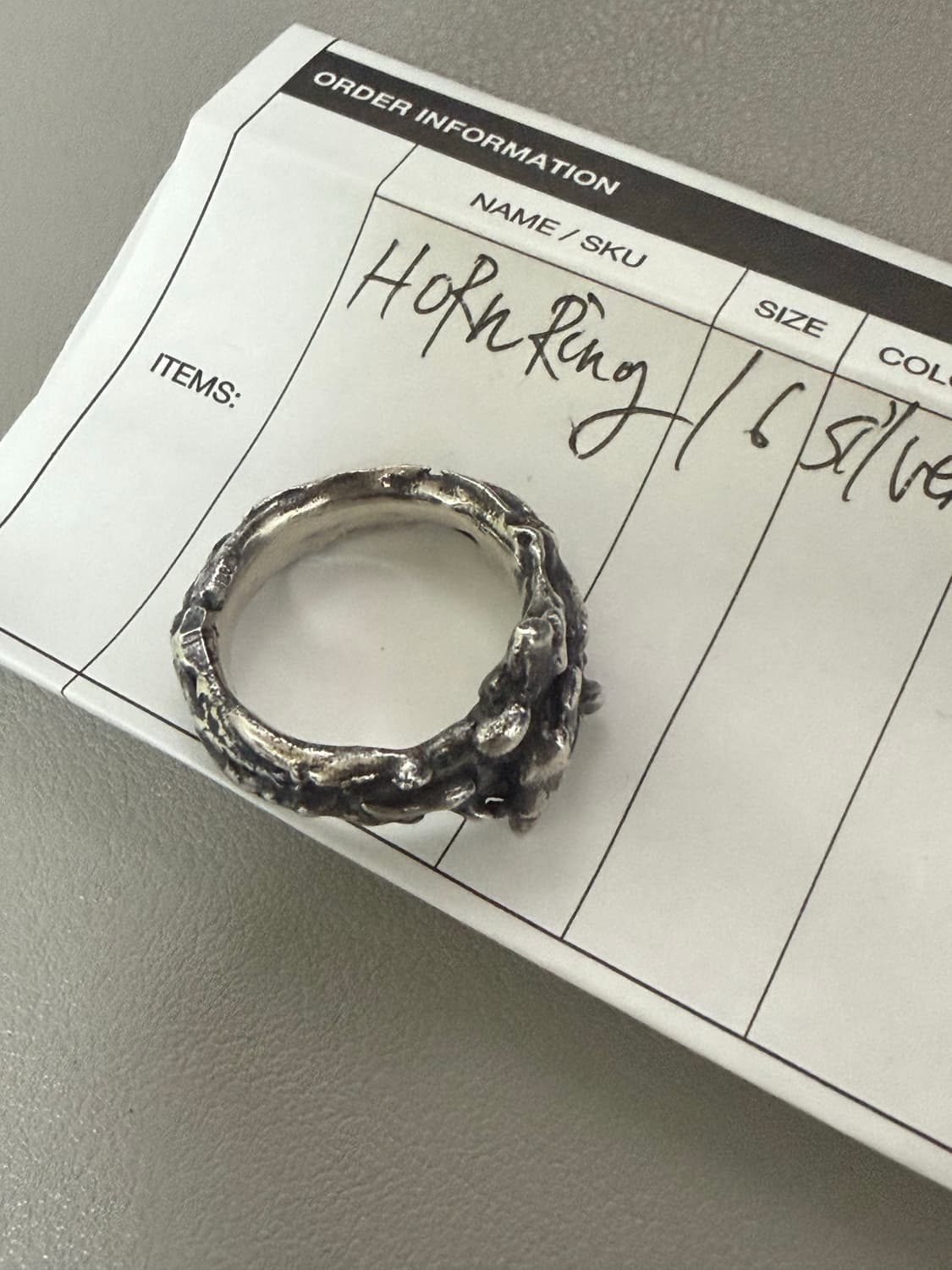 Blackmerle horn ring  상품이미지2