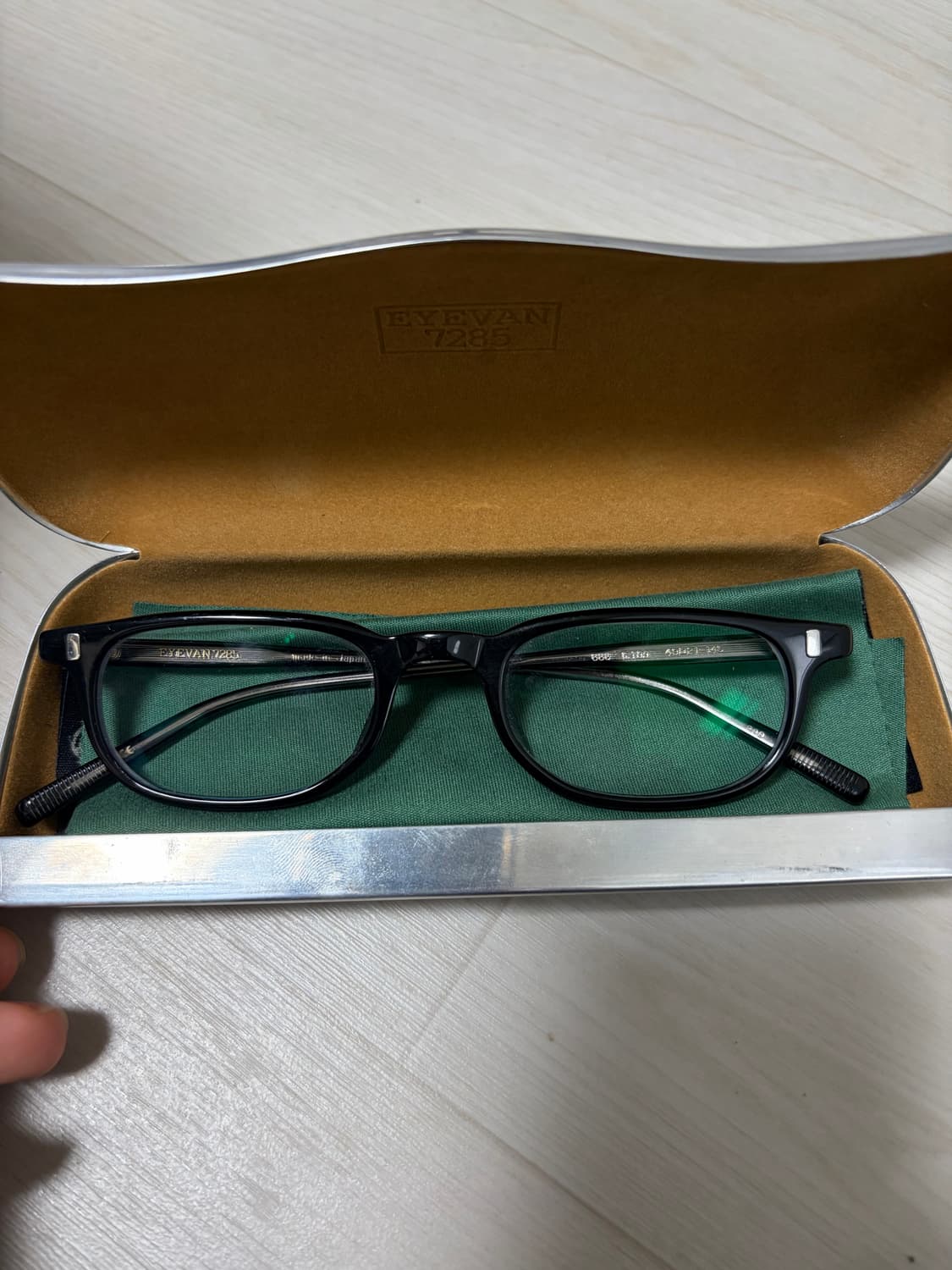 아이반 7285 333 블랙 상품이미지1