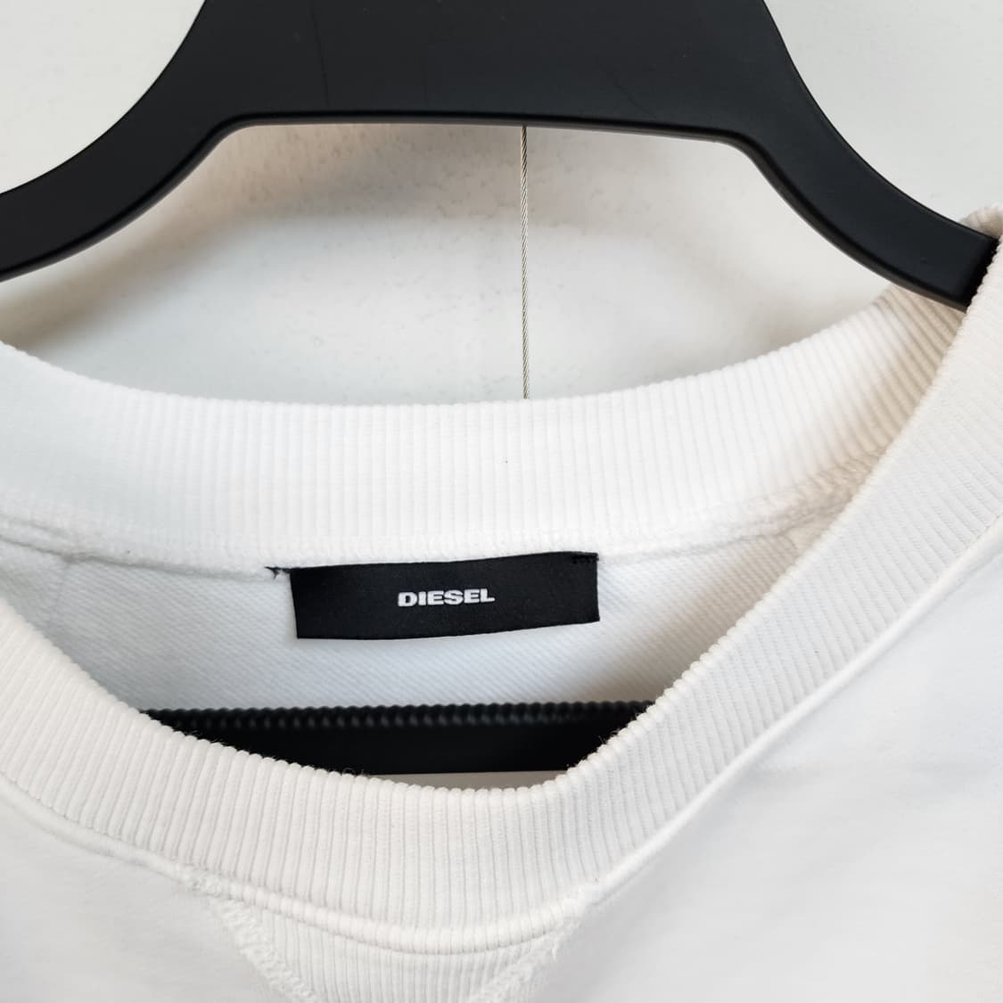 디젤 화이트 레이어드 맨투맨 상품이미지8