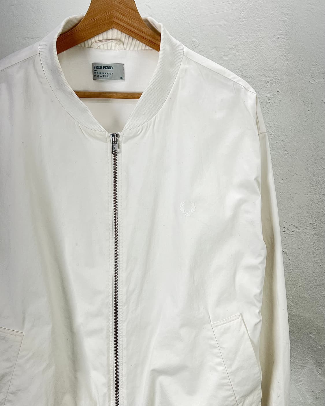 프레드페리 x 마가렛 호웰 화이트 코튼 테니스 봄버 자켓 상품이미지3