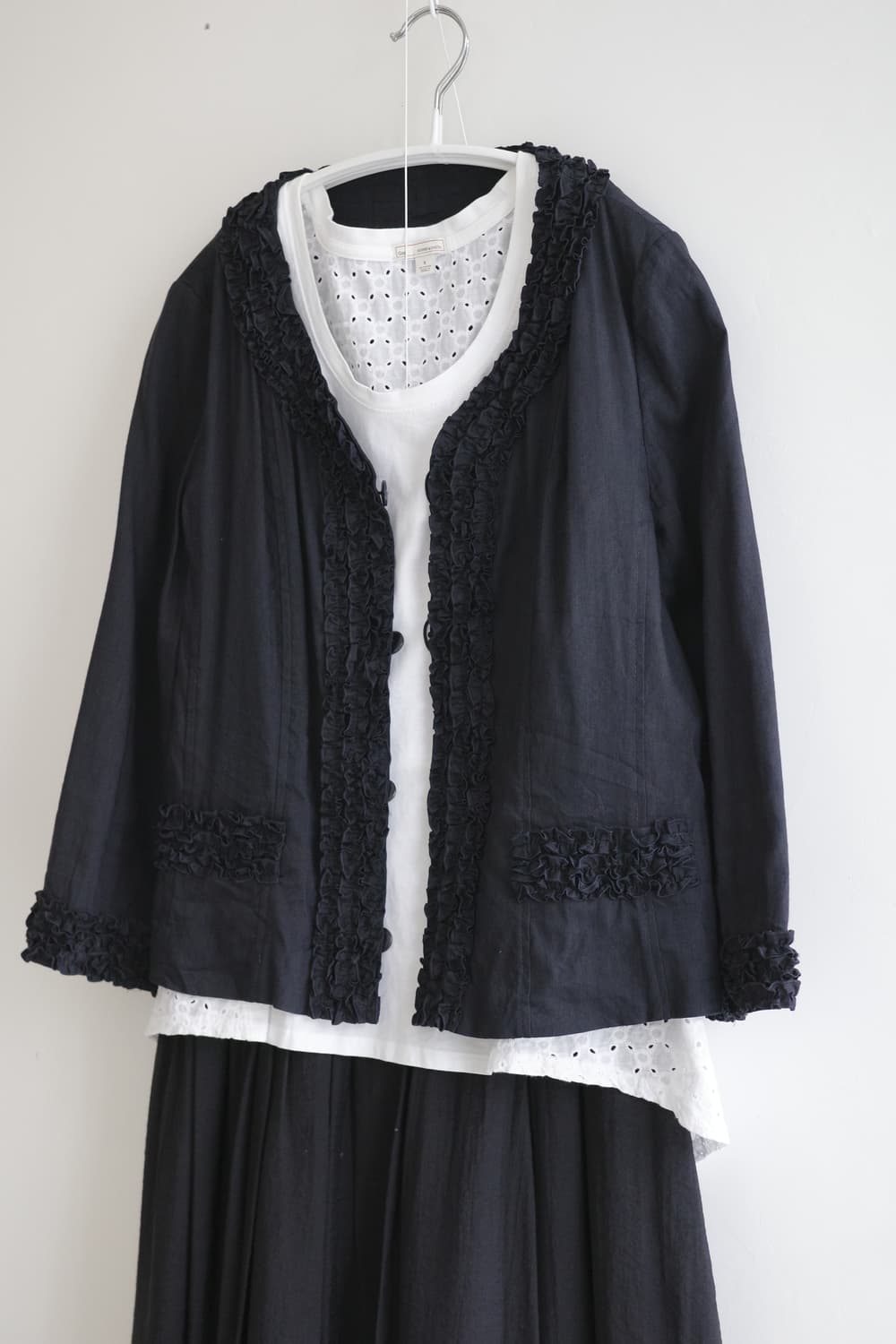 REIKO-TAKASHIMA 블랙 린넨 프릴 자켓 상품이미지1