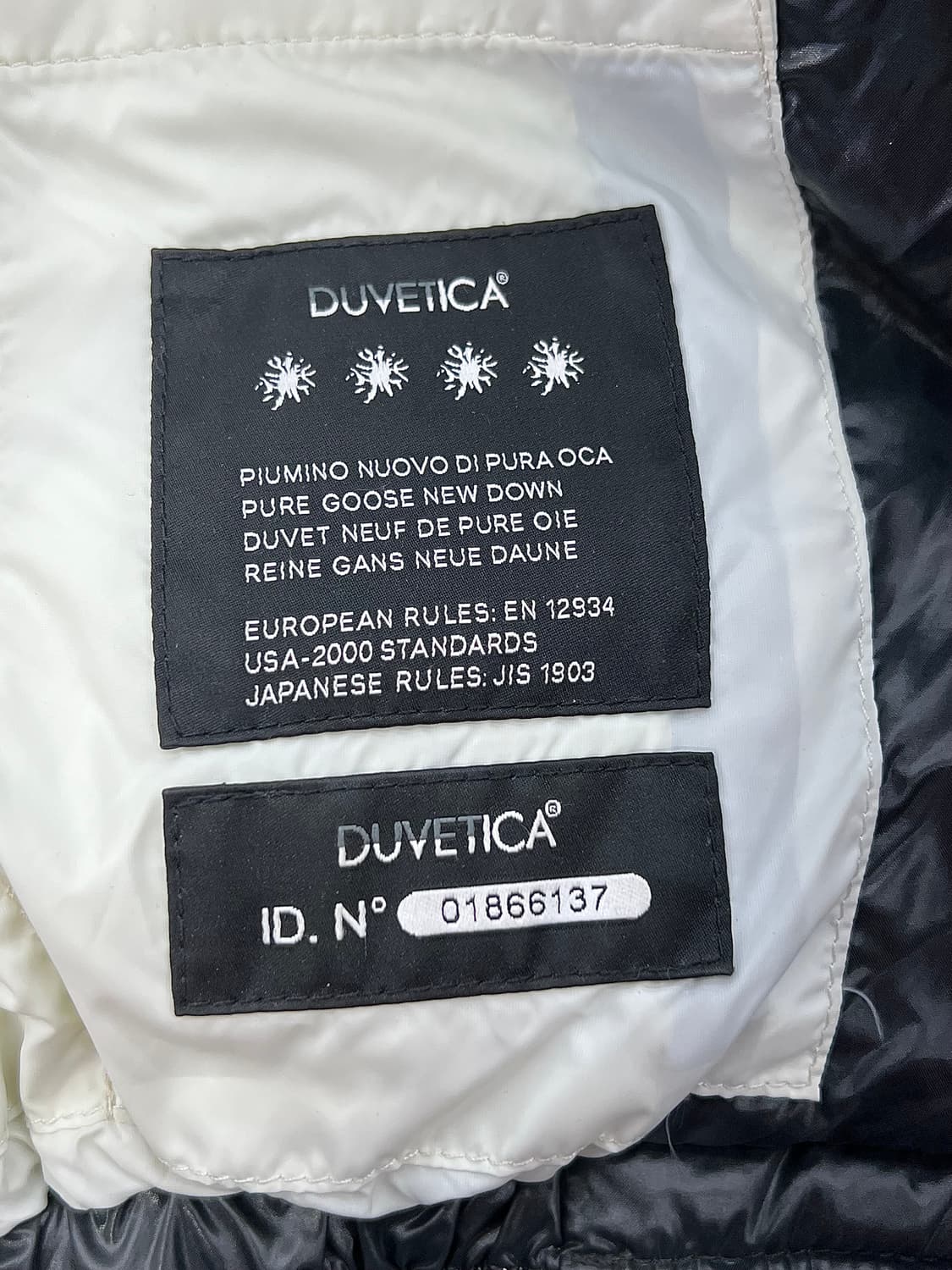 듀베디카 시노네두에 구스 다운 패딩 자켓 상품이미지10