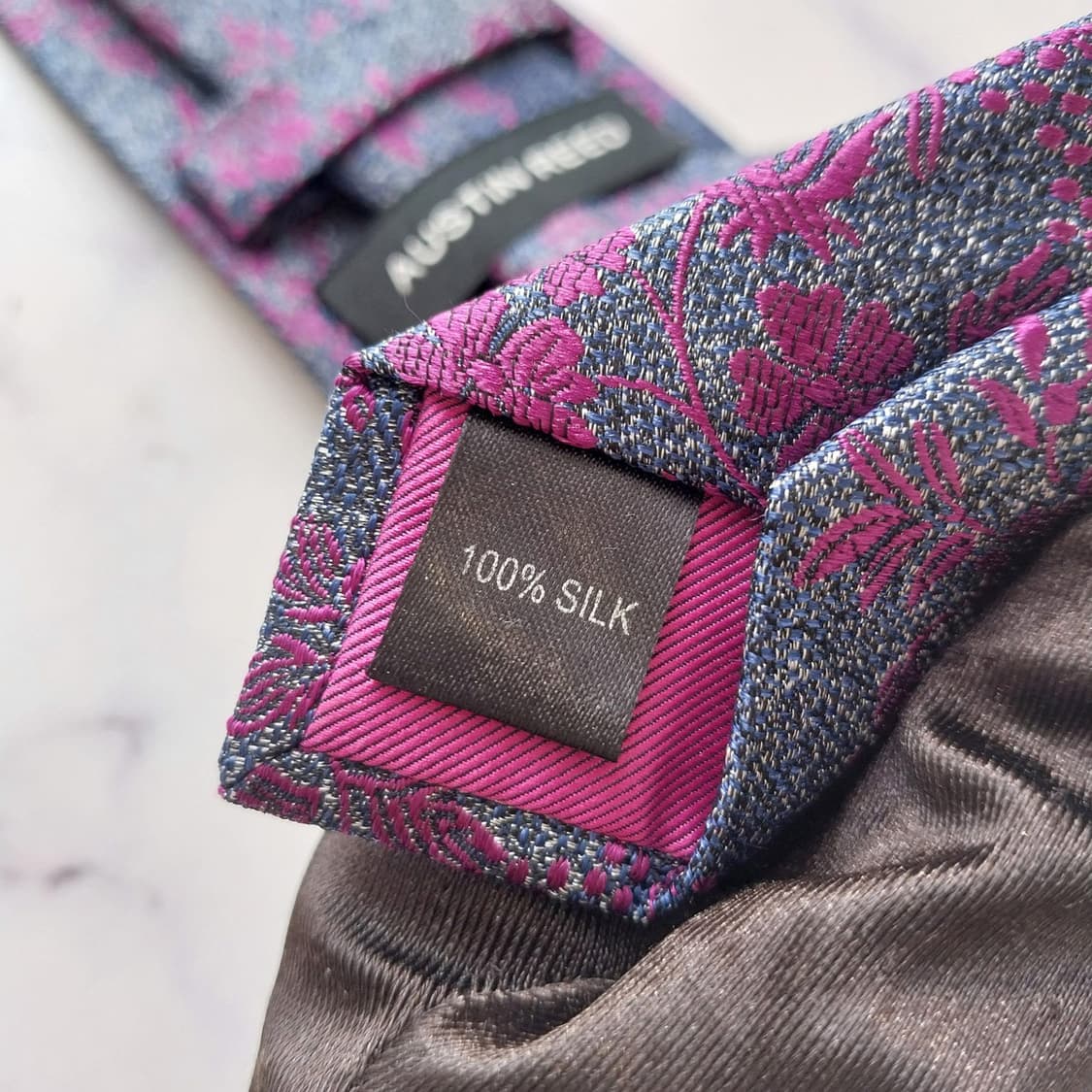 오스틴리드 실크 퍼플 플로럴 패턴 넥타이 8.2cm A+등급 K2112
 상품이미지10