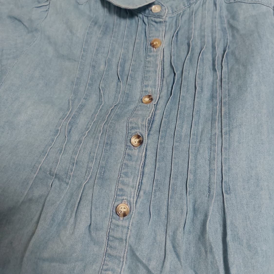 모리걸 데님 프릴 주름 반팔 셔츠 상품이미지4