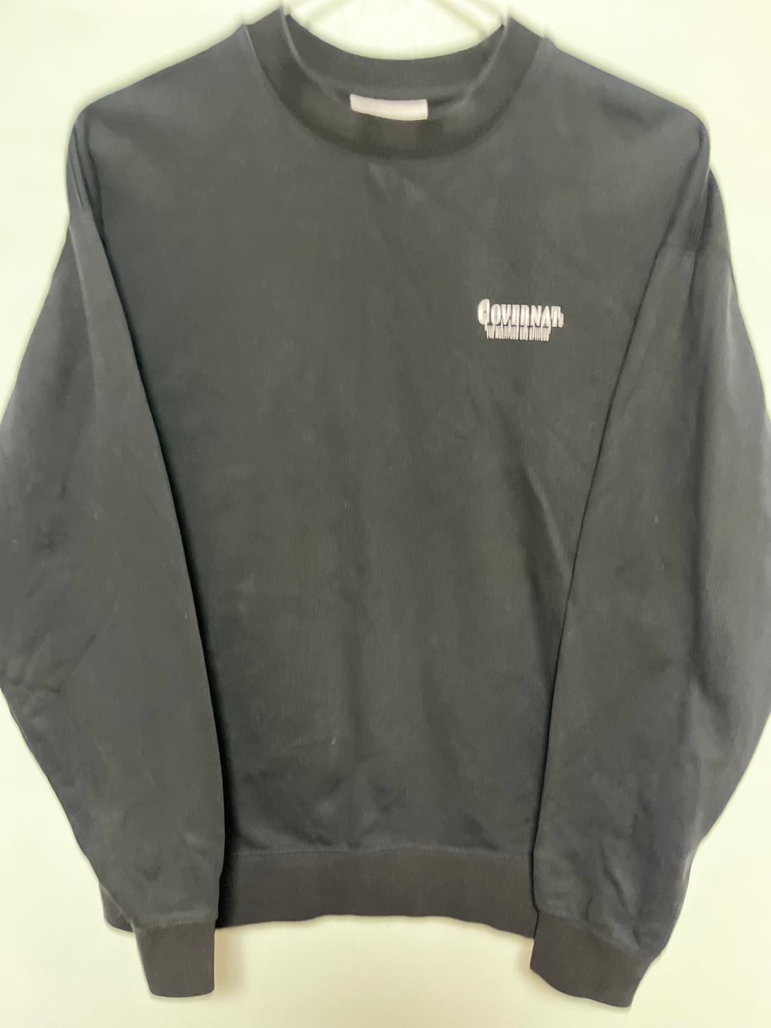 커버낫 검정색 맨투맨 티셔츠 상품이미지1