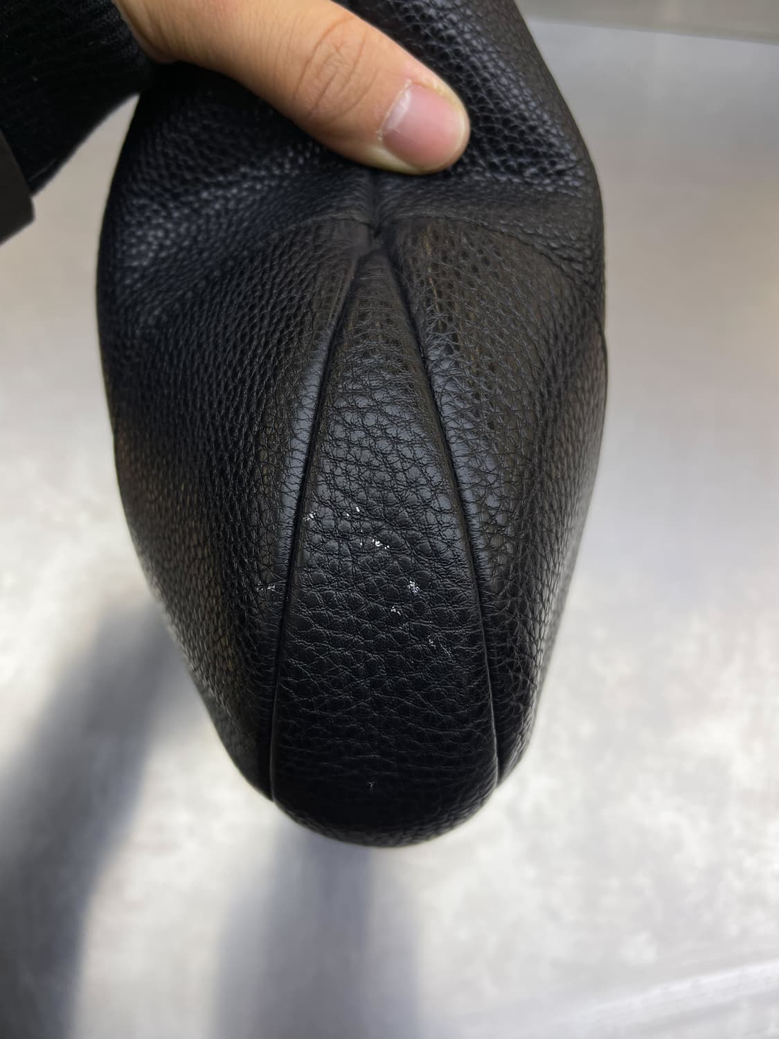 살바토레 페라가모 레더 숄더 백 상품이미지9