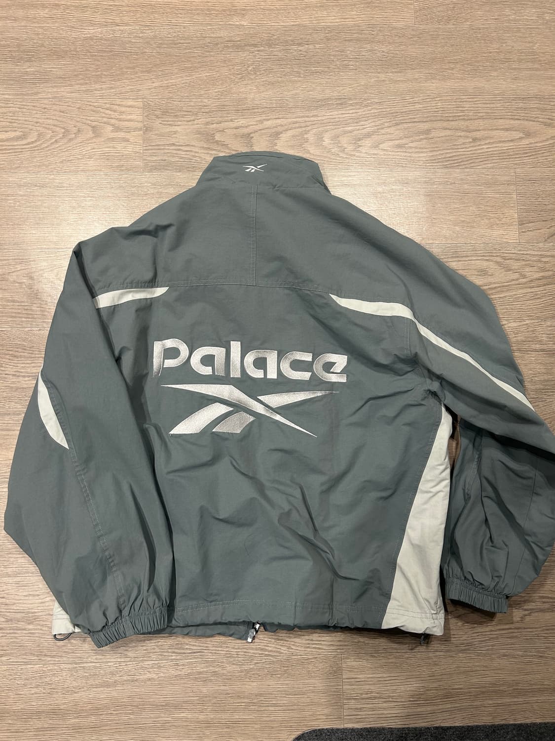 팔라스x리복 트랙자켓 m 상품이미지2
