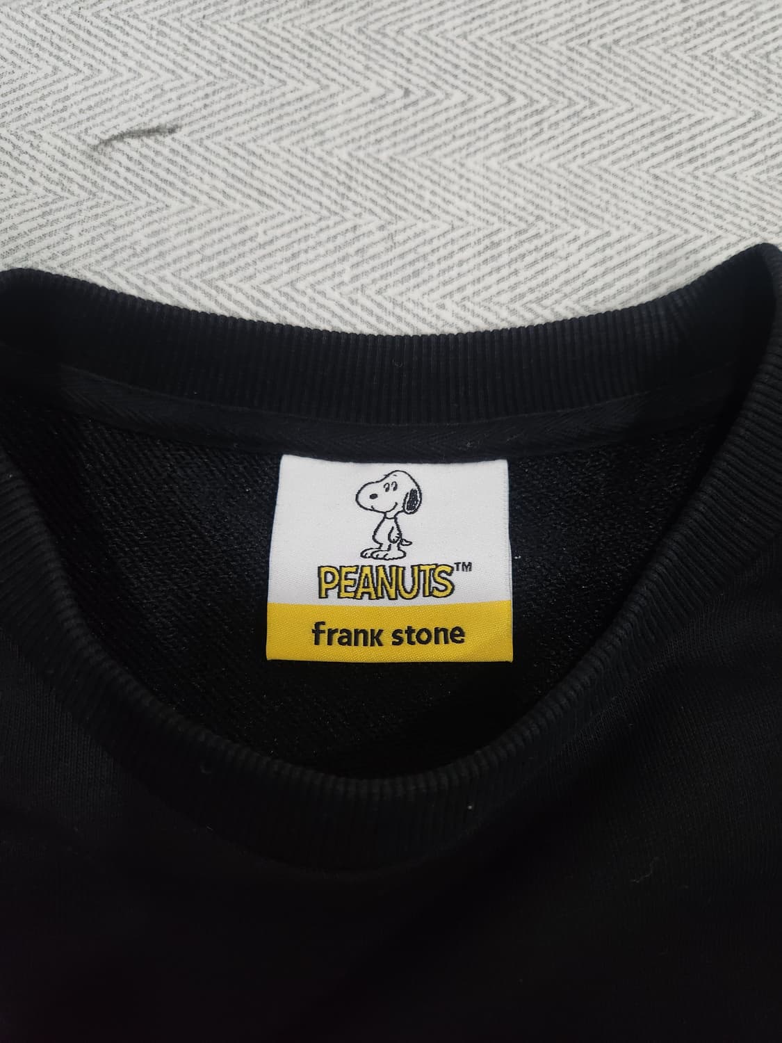 피너츠 스누피 X 프랭크스톤 콜라보 맨투맨 남성 95사이즈 상품이미지5