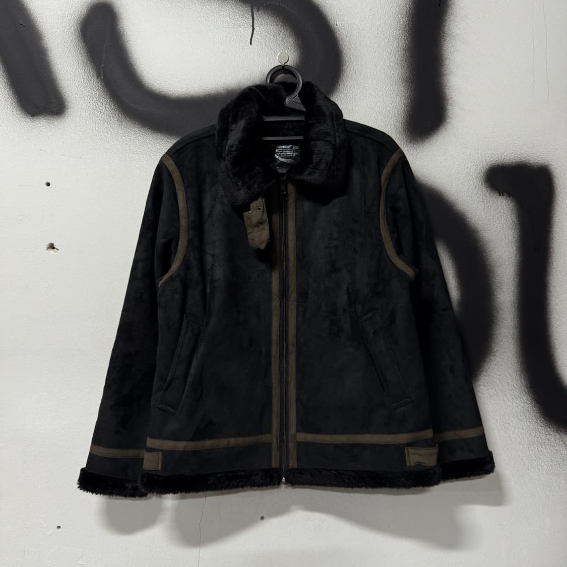 VTG 빈티지 올블랙 스웨이드 가죽 배색 무스탕 자켓 상품이미지1