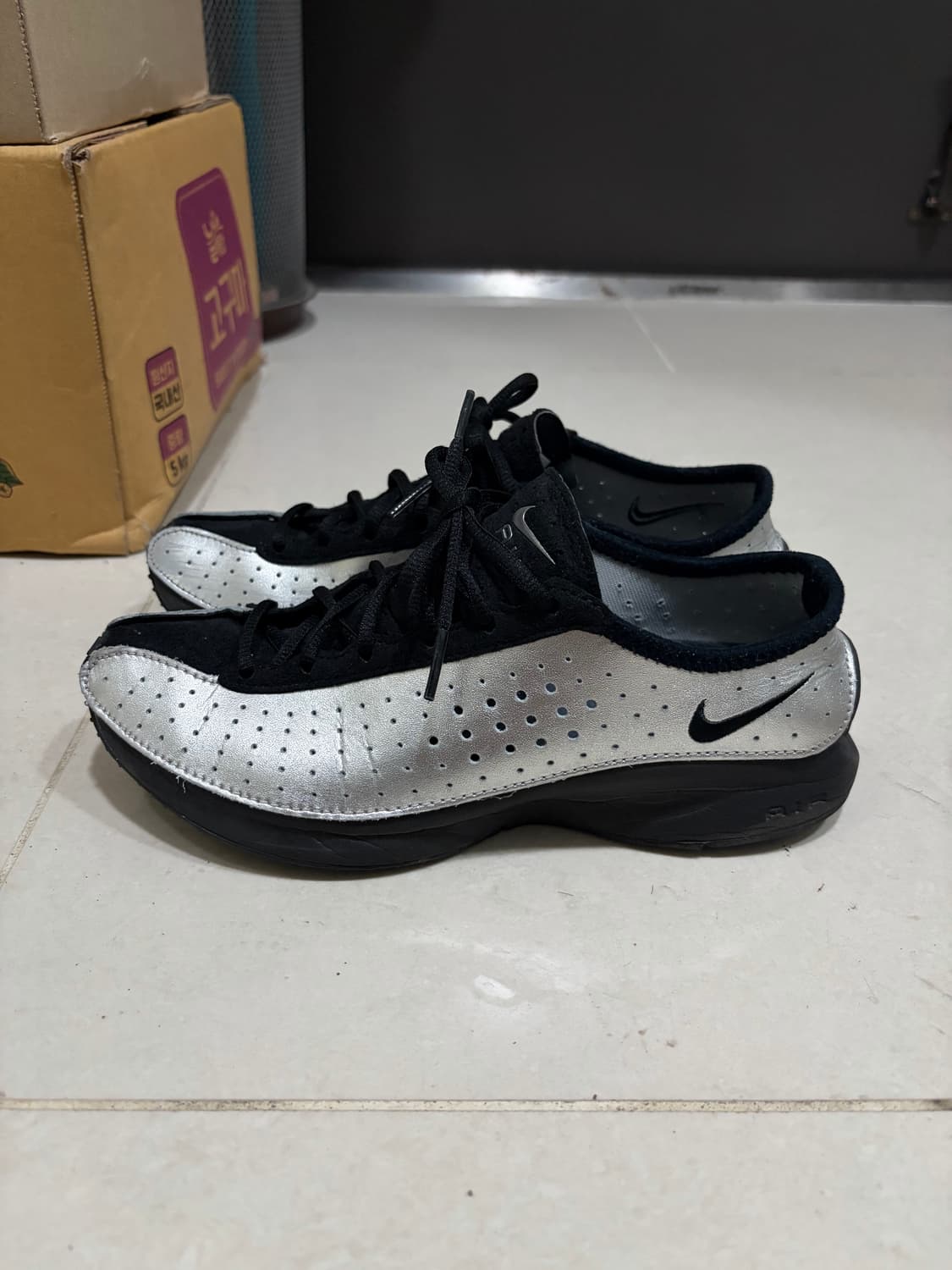 나이키 슈퍼플라이 메탈릭실버 240 상품이미지2