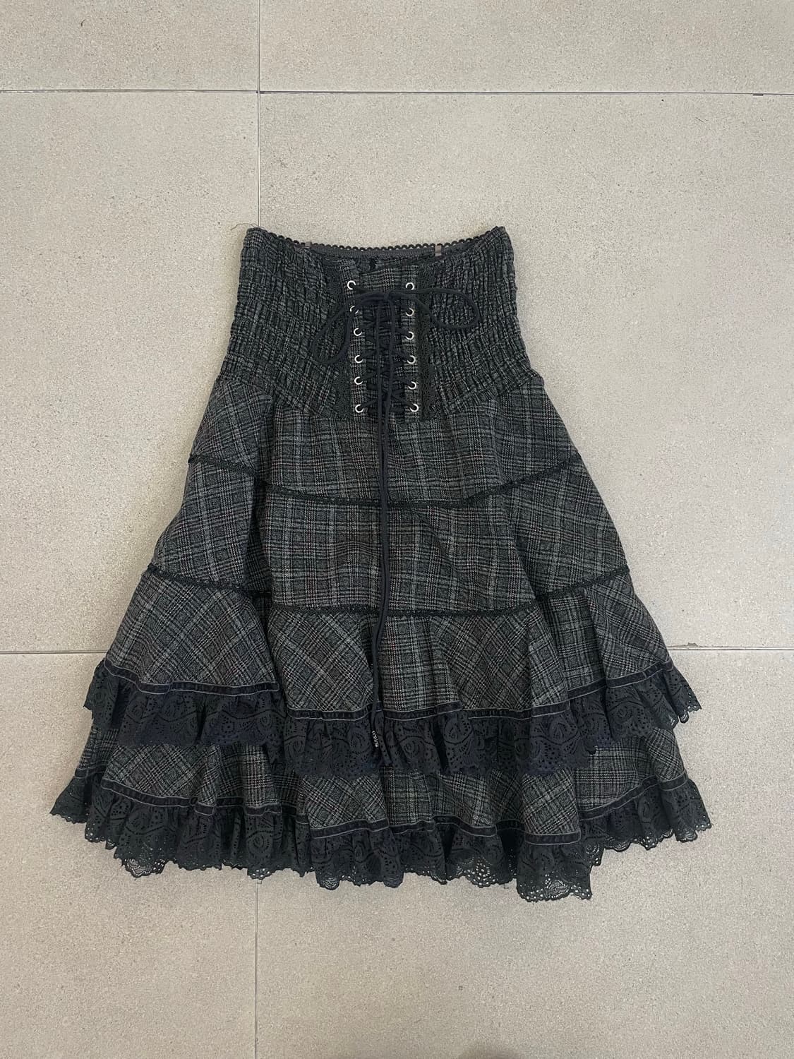 오즈온 아일렛 레이스 스커트 상품이미지1