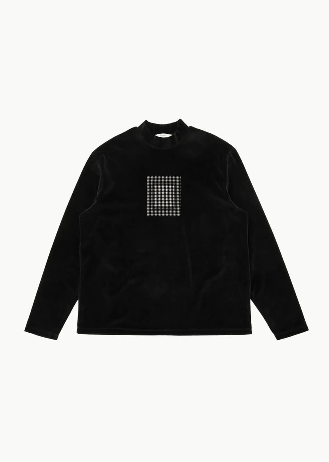 아모멘토 모티브 벨벳 모크넥 블랙 M사이즈 팝니다 상품이미지1