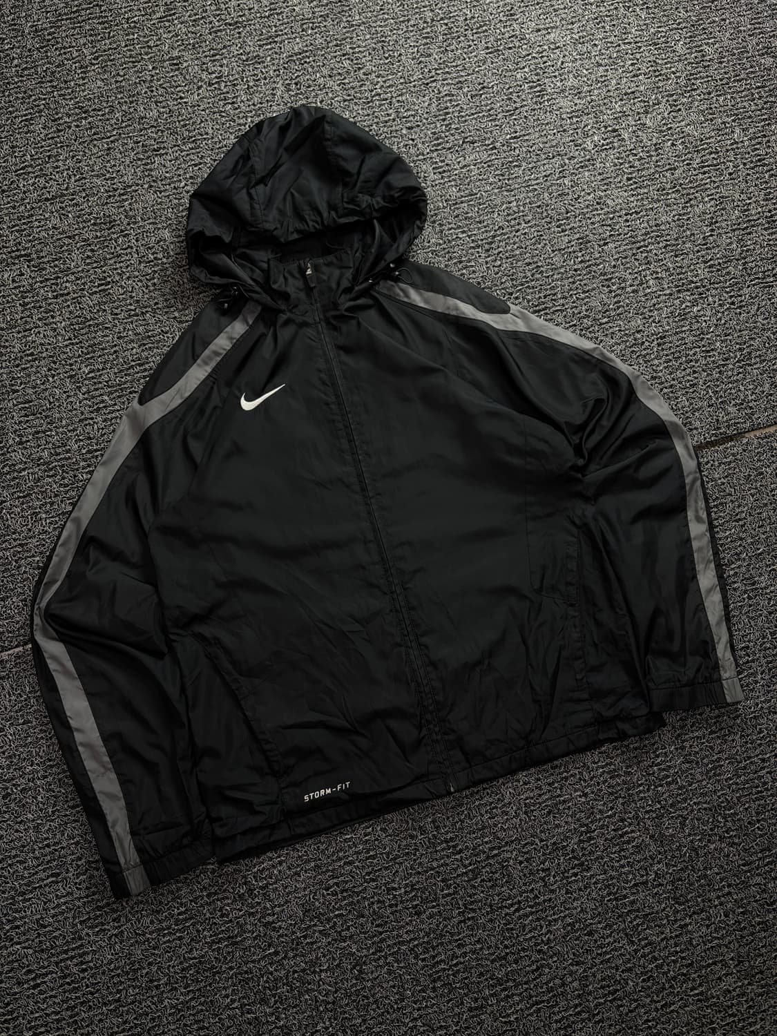 00s 나이키 스톰핏 배색 디테일 바람막이 1824 상품이미지1