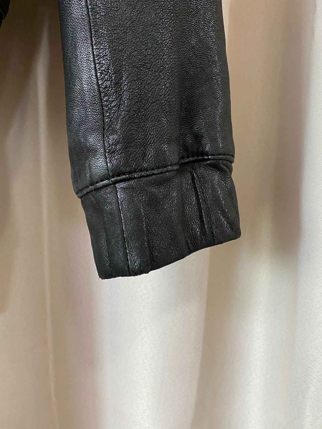 vtg leather jacket 상품이미지5