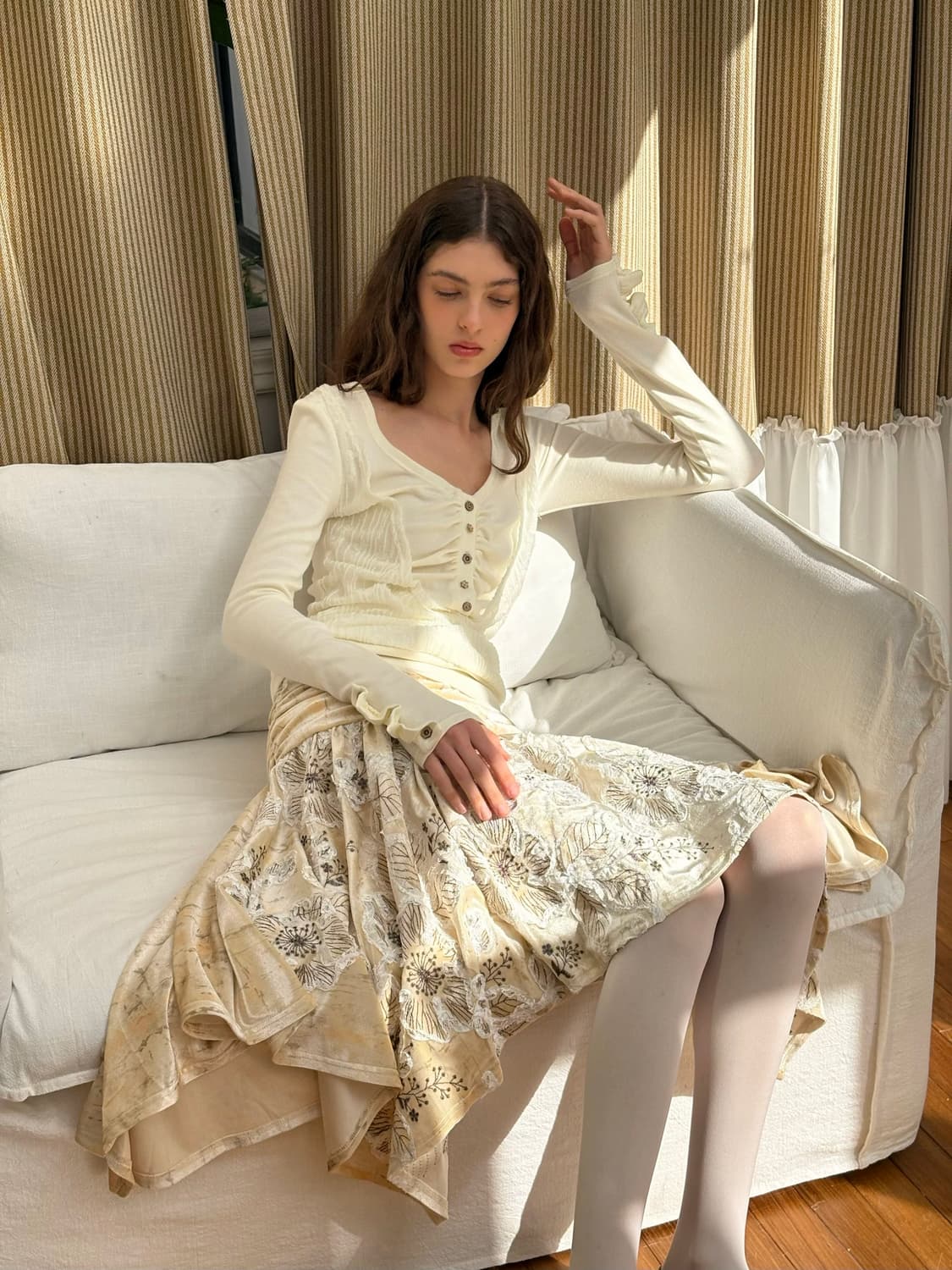 Jelloo Romantic Floral Embroidery Skirt 상품이미지4