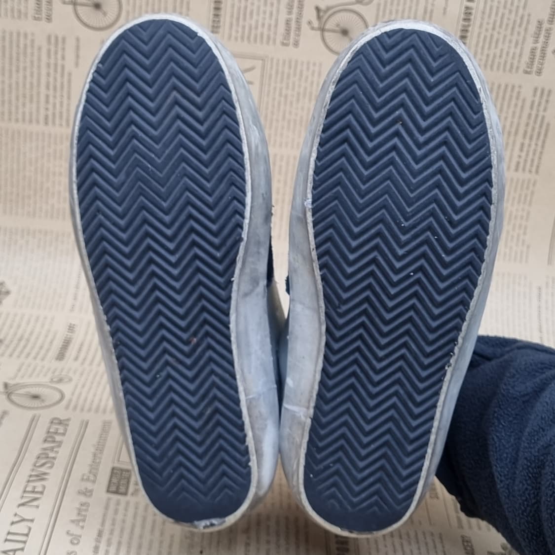 골든구스 슈퍼스타 실버블랙 스니커즈38 240 상품이미지3