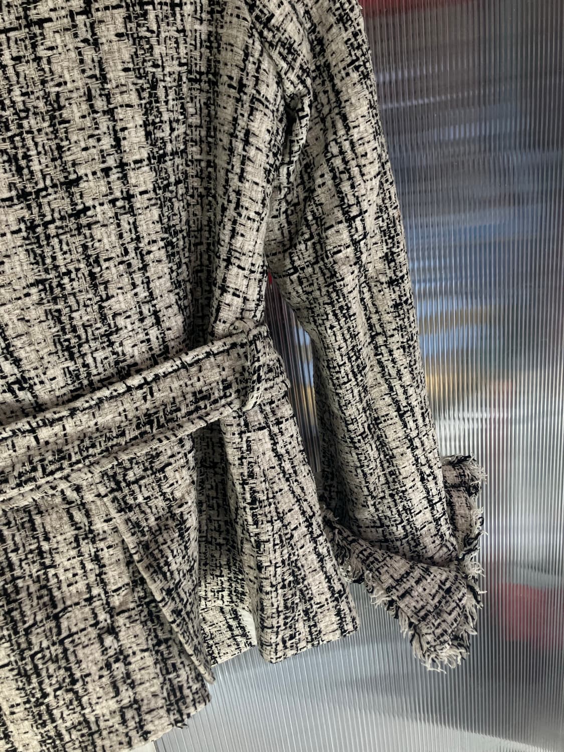 트위드 벨티드 코트 상품이미지6