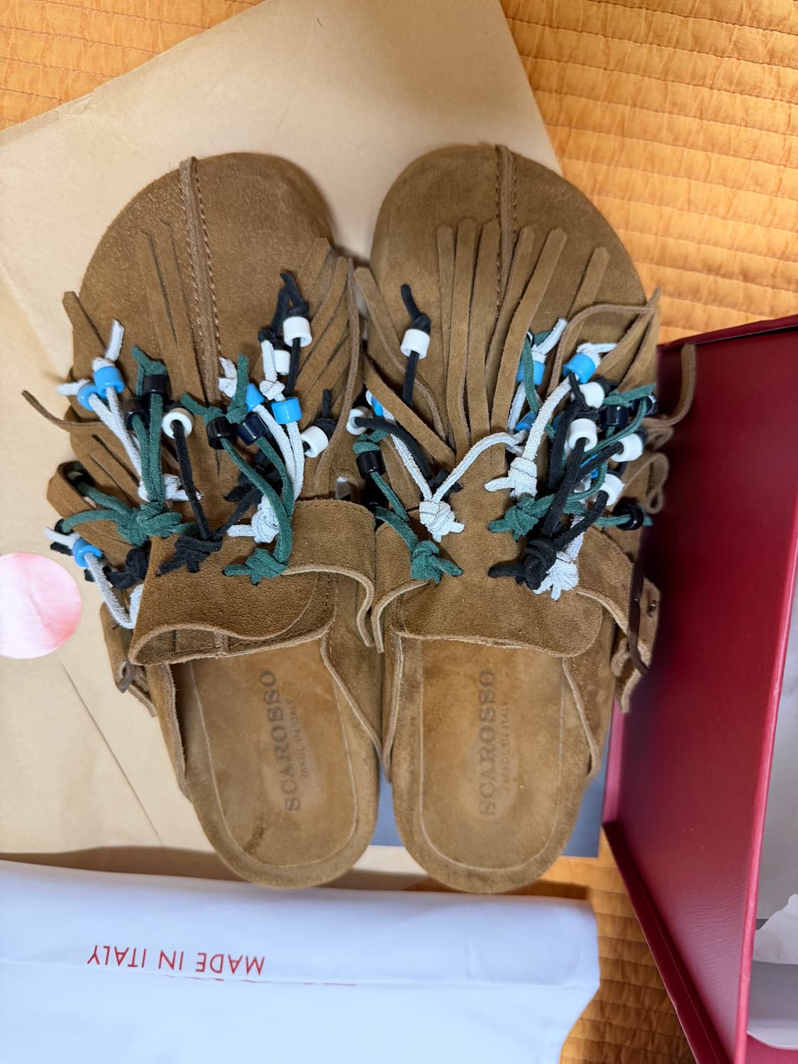 스카로쏘 지오GEO스웨이드 뮬 슬리퍼 브라운 팝니다. 상품이미지2