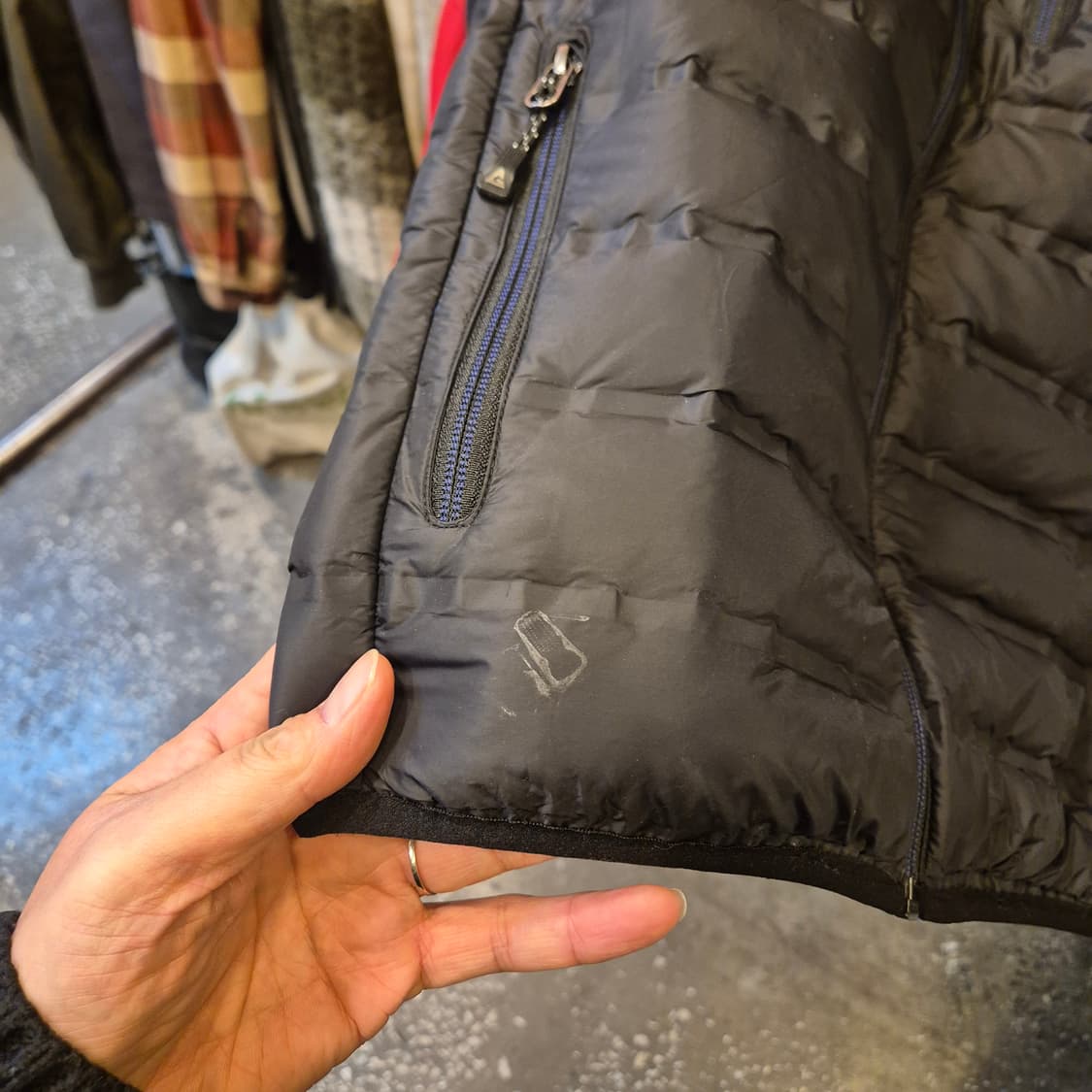 M~L 네이비 오리털 경량패딩  상품이미지6