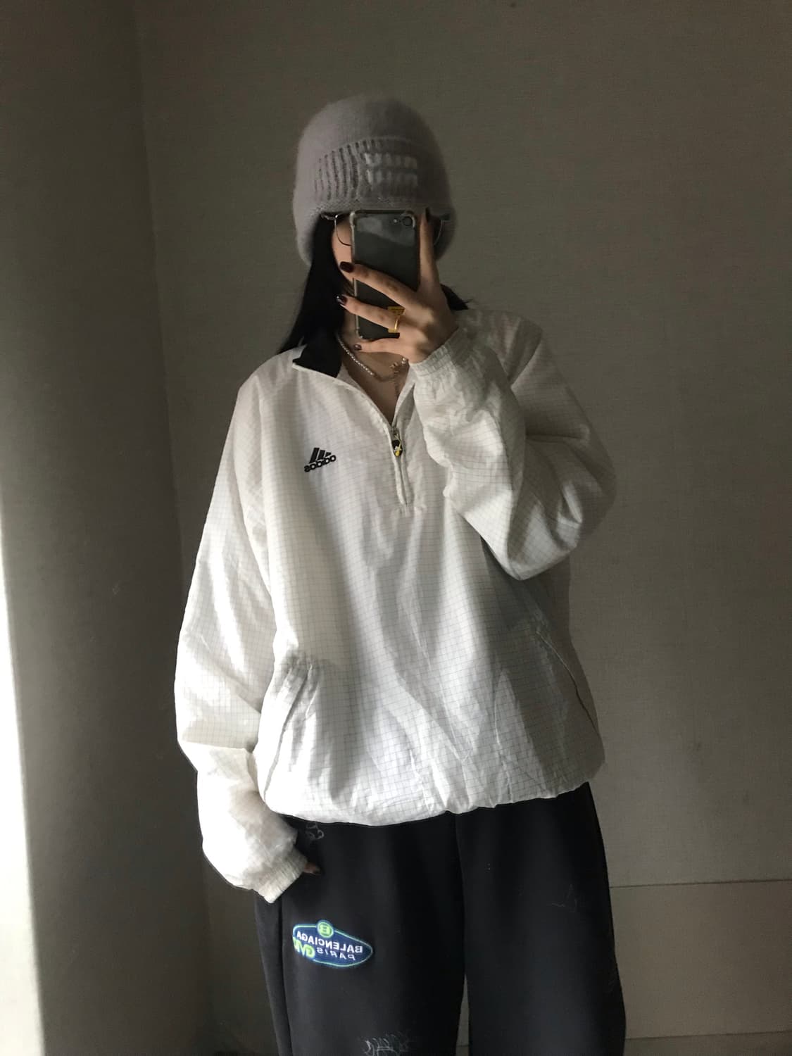아디다스 화이트체크 패디드 반집업 상품이미지1