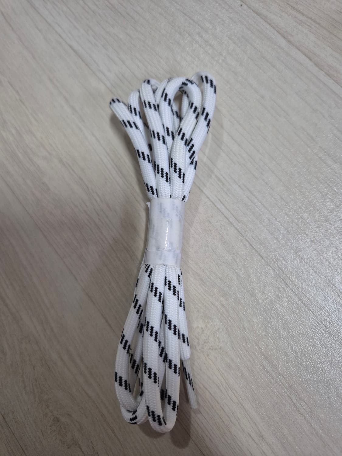 미사용 정품 발렌시아가 신발끈 상품이미지1