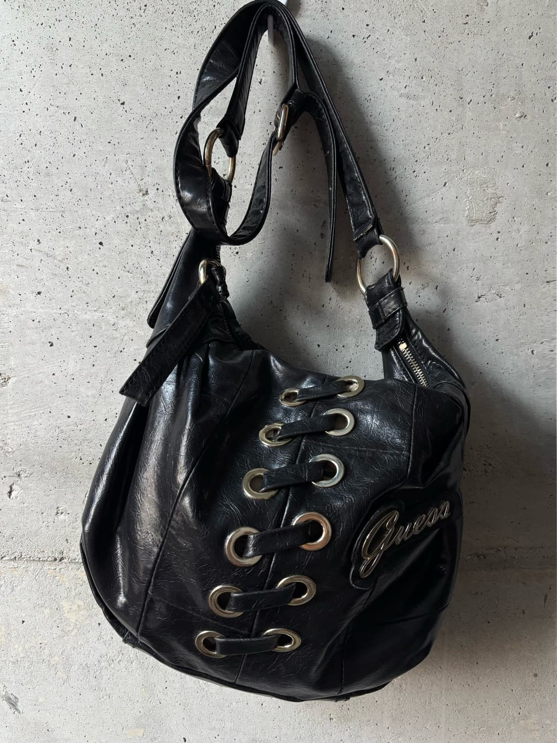 Guess lace up guyru style leather bag 상품이미지1