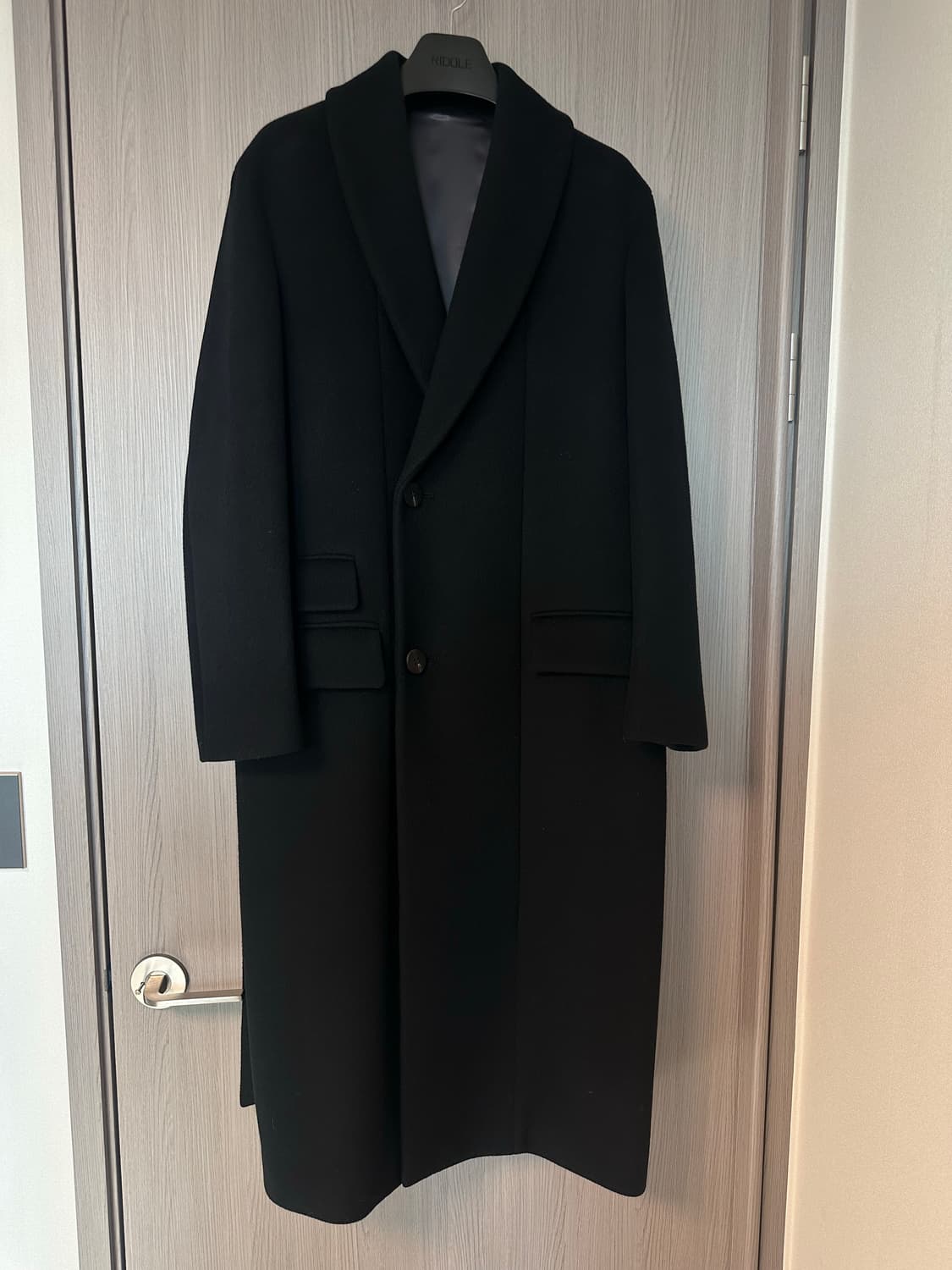 (46, 100정도) 19fw 우영미 숄카라 로브 코트 블랙 상품이미지1