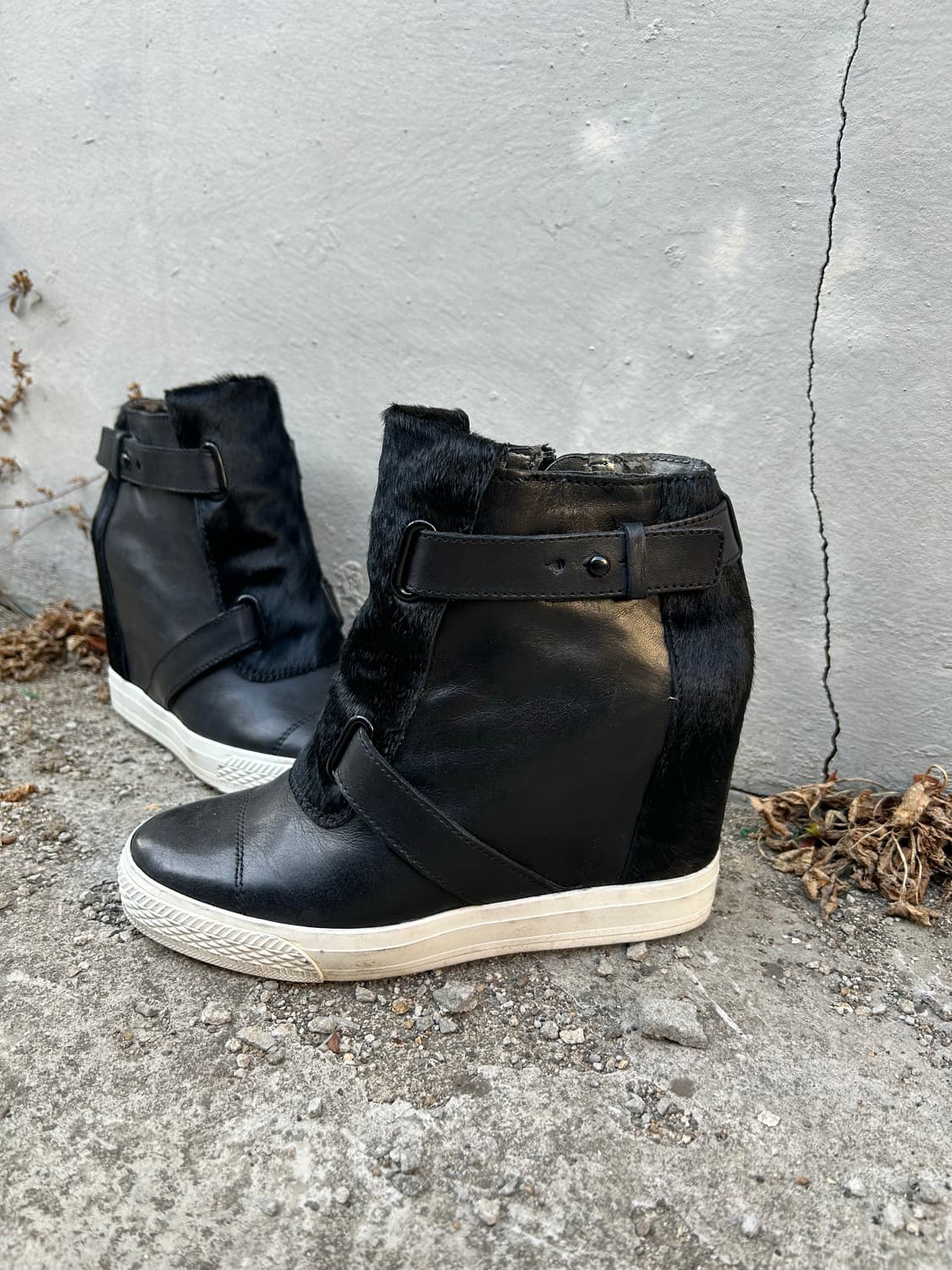 Dkny 송치 버클 웨지힐 상품이미지3