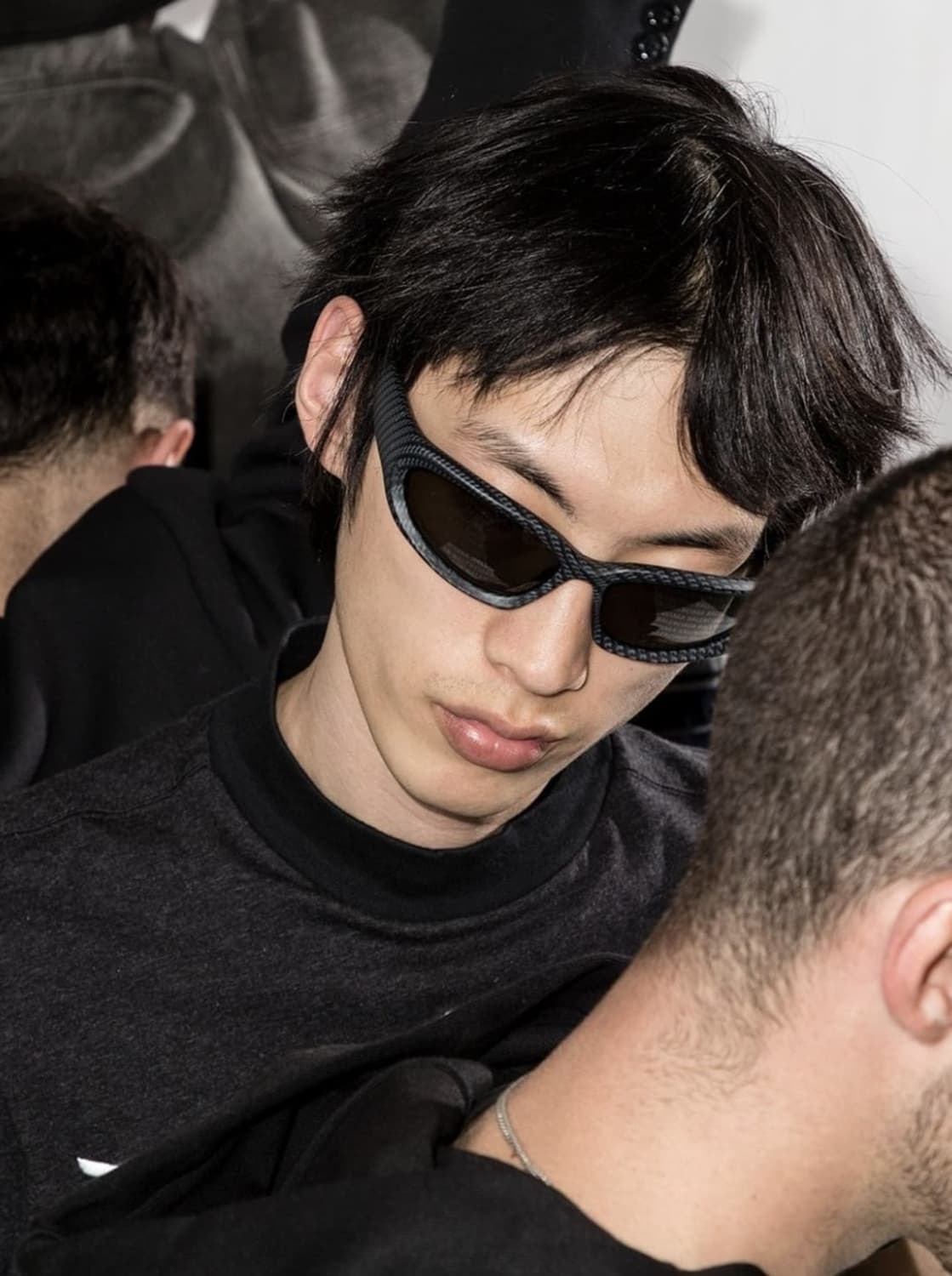 발렌시아가 스위프트 오발 카본 상품이미지1