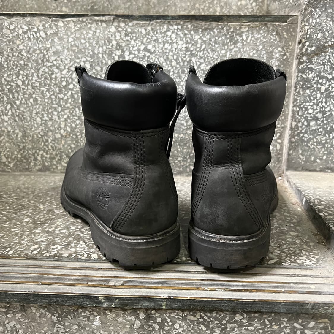 팀버랜드 6인치 블랙 부츠 상품이미지3