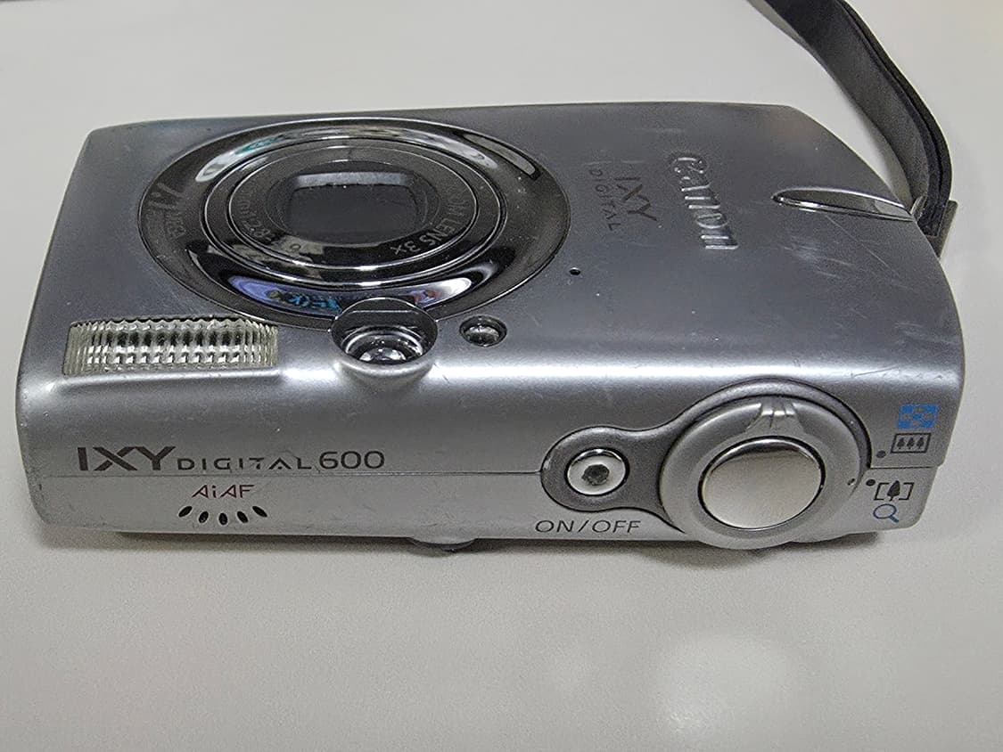 캐논 익시 디지털(ixus 700) 빈티지 디지털카메라 상품이미지2