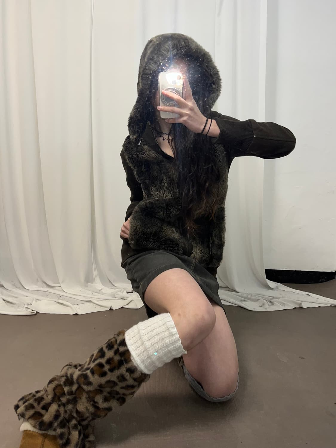 브라운 퍼 트리밍 후드집업 상품이미지2