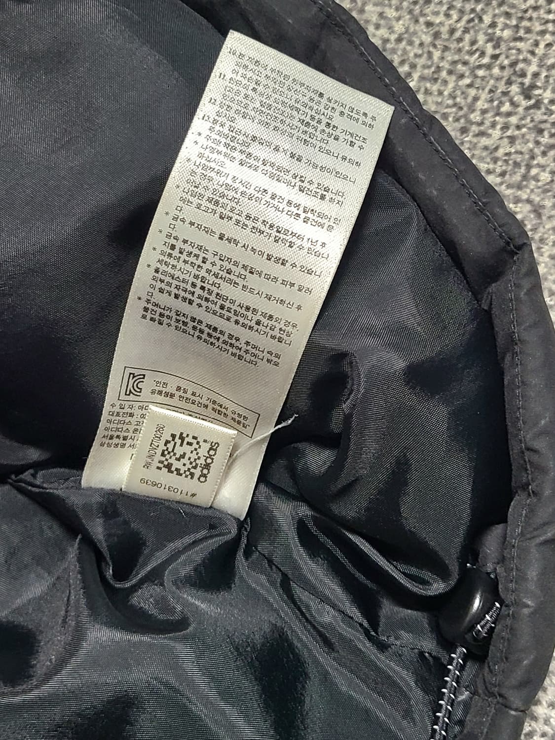 아디다스 덕다운 베스트 조끼  90  블랙 상품이미지5