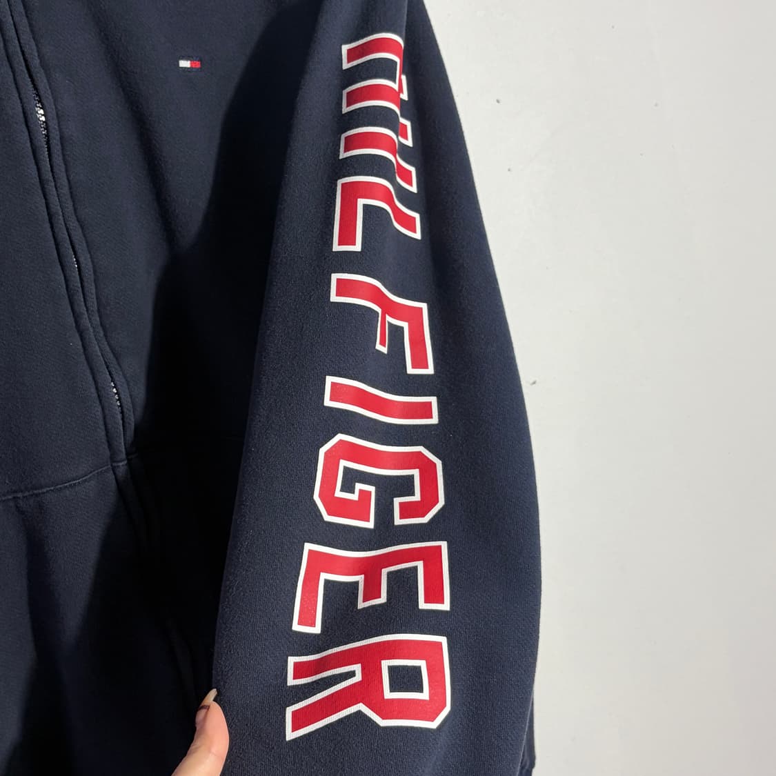 타미힐피거 네이비 기모 후드집업 (무료배송) 상품이미지2