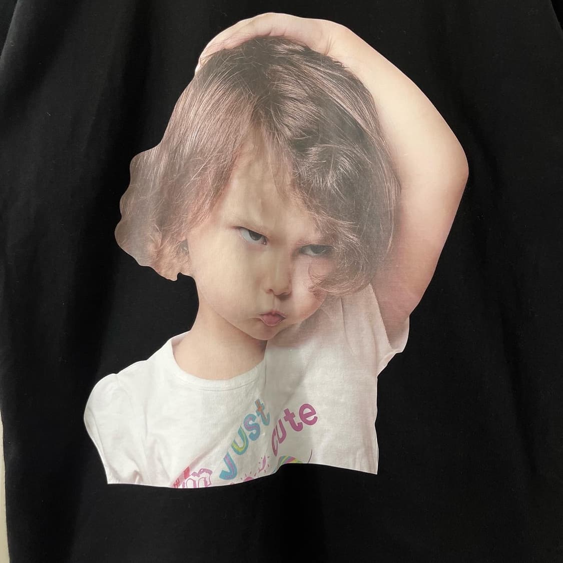 아크메드라비 블랙 빅프린팅 하프 티셔츠 상품이미지4