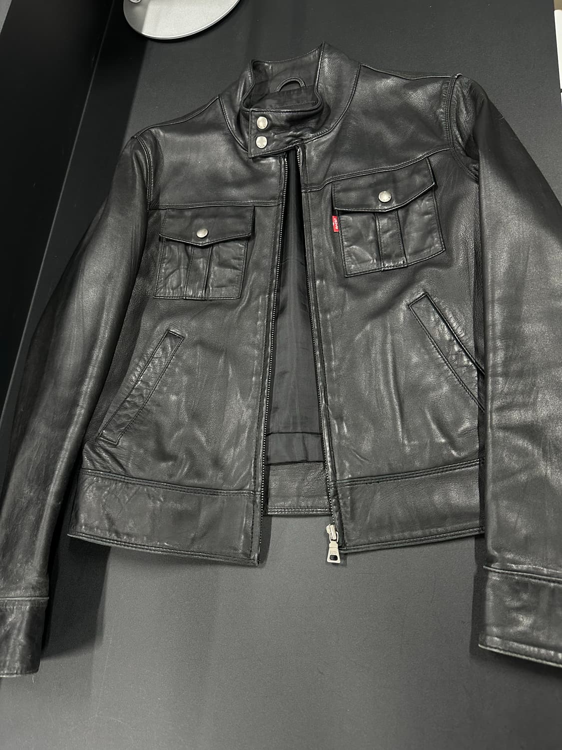 리바이스 00’s 우먼스 숏 넥단추 양가죽 자켓 상품이미지5