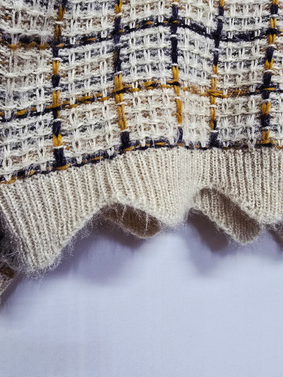 블랑듀 체크 패턴 크롭 니트 스웨터 상품이미지3