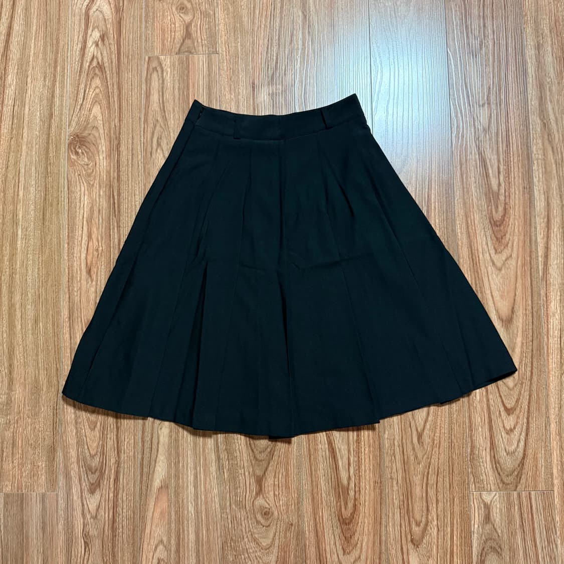 [단종/새상품] 어니브 미디 플리츠 스커트 블랙 상품이미지3