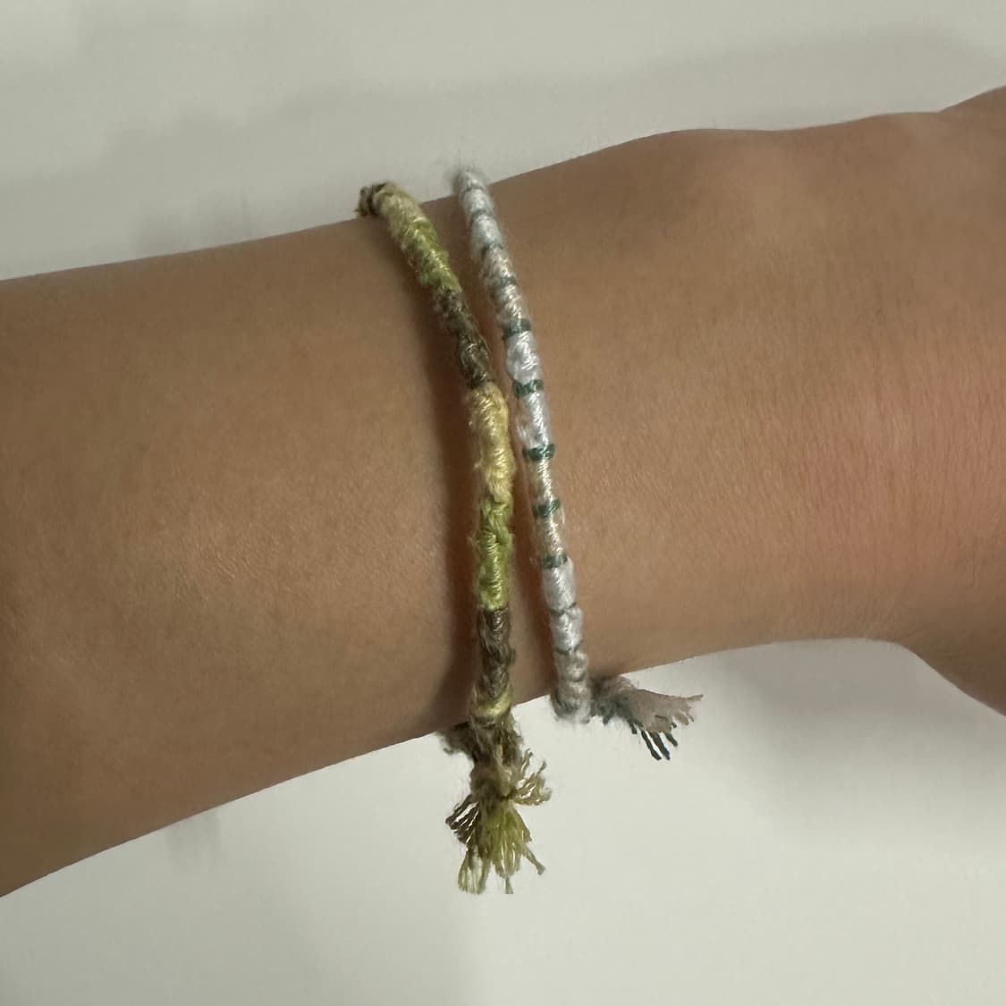 핸드메이드 스트라이프 실팔찌 (레드, 민트) 상품이미지4