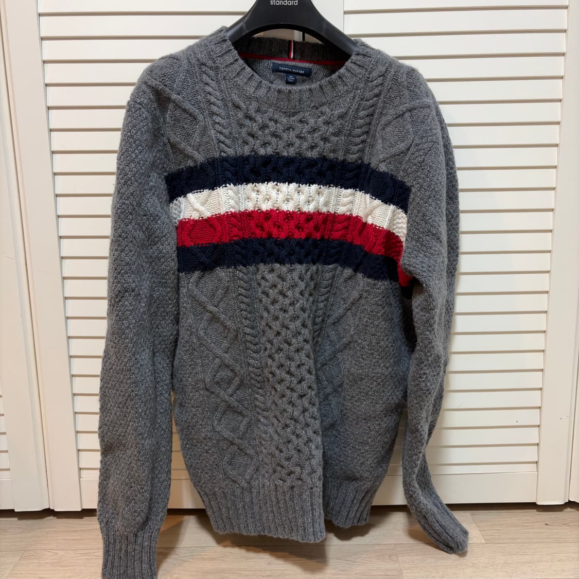 타미힐피거 울혼방 니트 상품이미지1