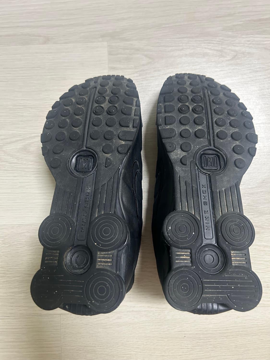 나이키 삭스R4 블랙 상품이미지4