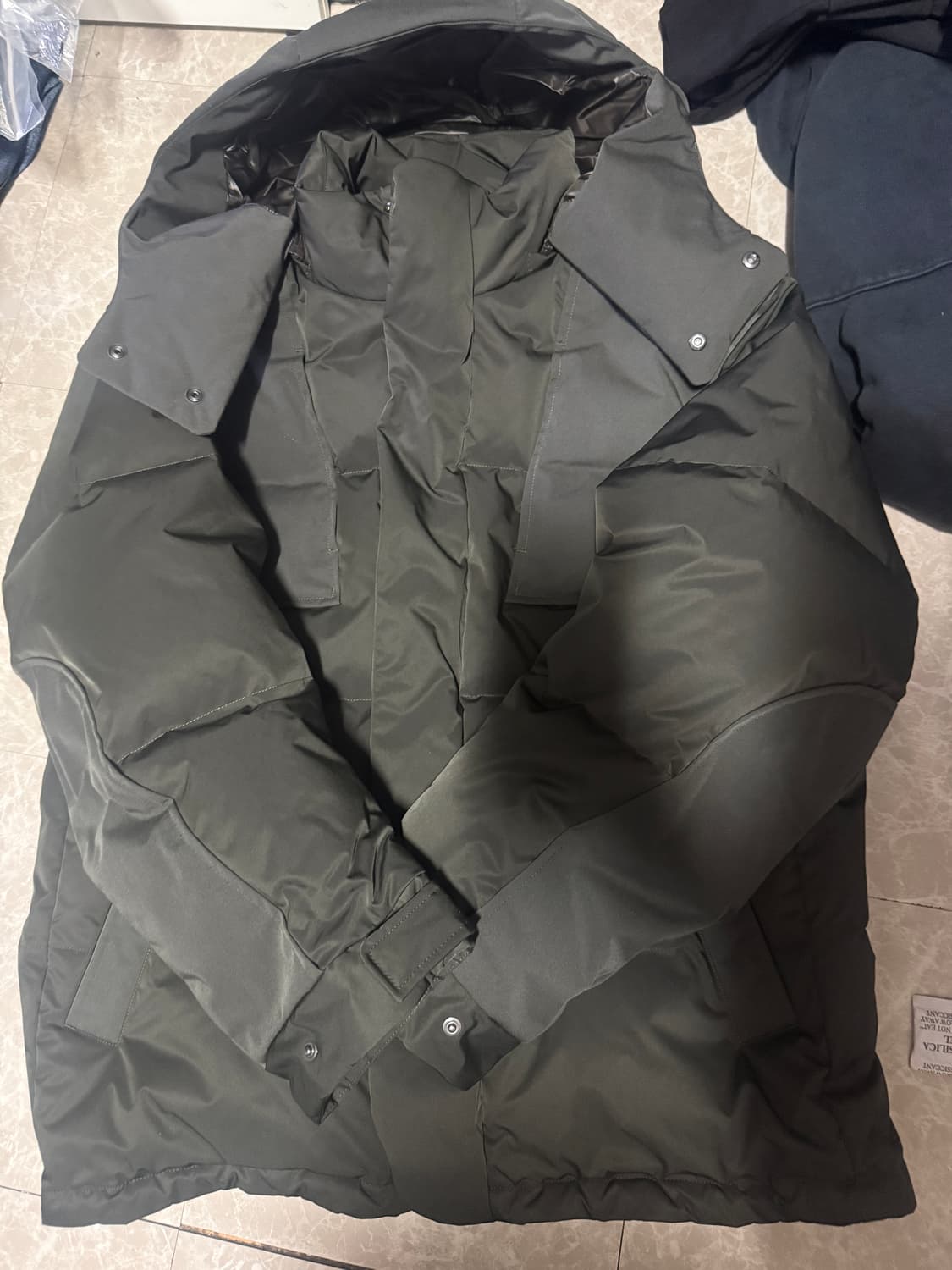 L사이즈 유니클로 질샌더 패딩 올리브 상품이미지2