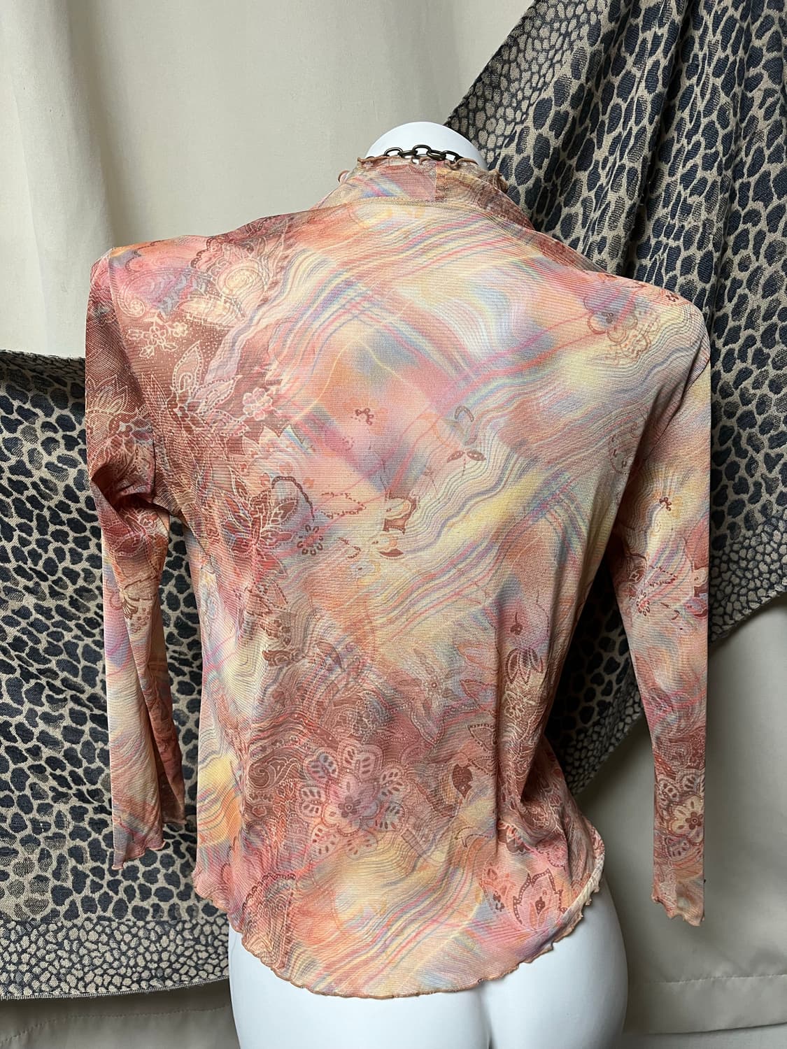 페이즐리 오리엔탈 멀티컬러 메쉬 탑 상품이미지3