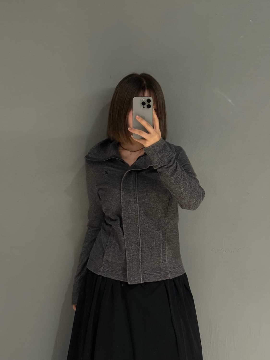 charcoal high-neck detail zip-up 상품이미지3